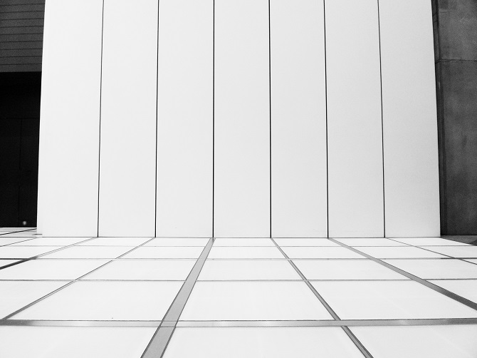 Super White Matte Through-Body Porcelain Tile photo 2